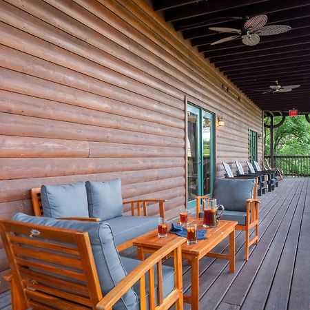 Hickory Ridge By Avantstay Incredible Private Elevated Cabin Sleeps 20 جاتلينبرج المظهر الخارجي الصورة